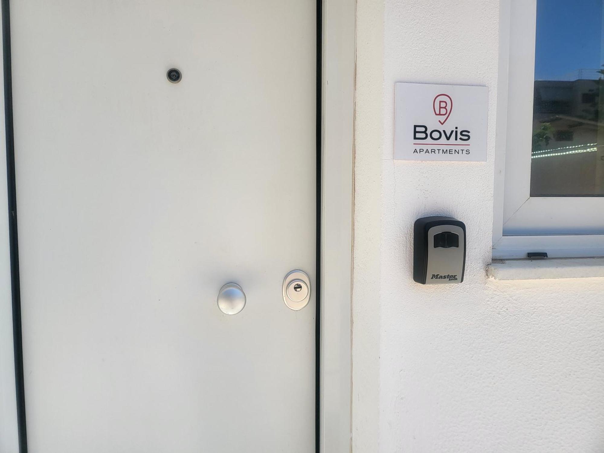 Bovis Apartments #2 Pórto Ráfti المظهر الخارجي الصورة