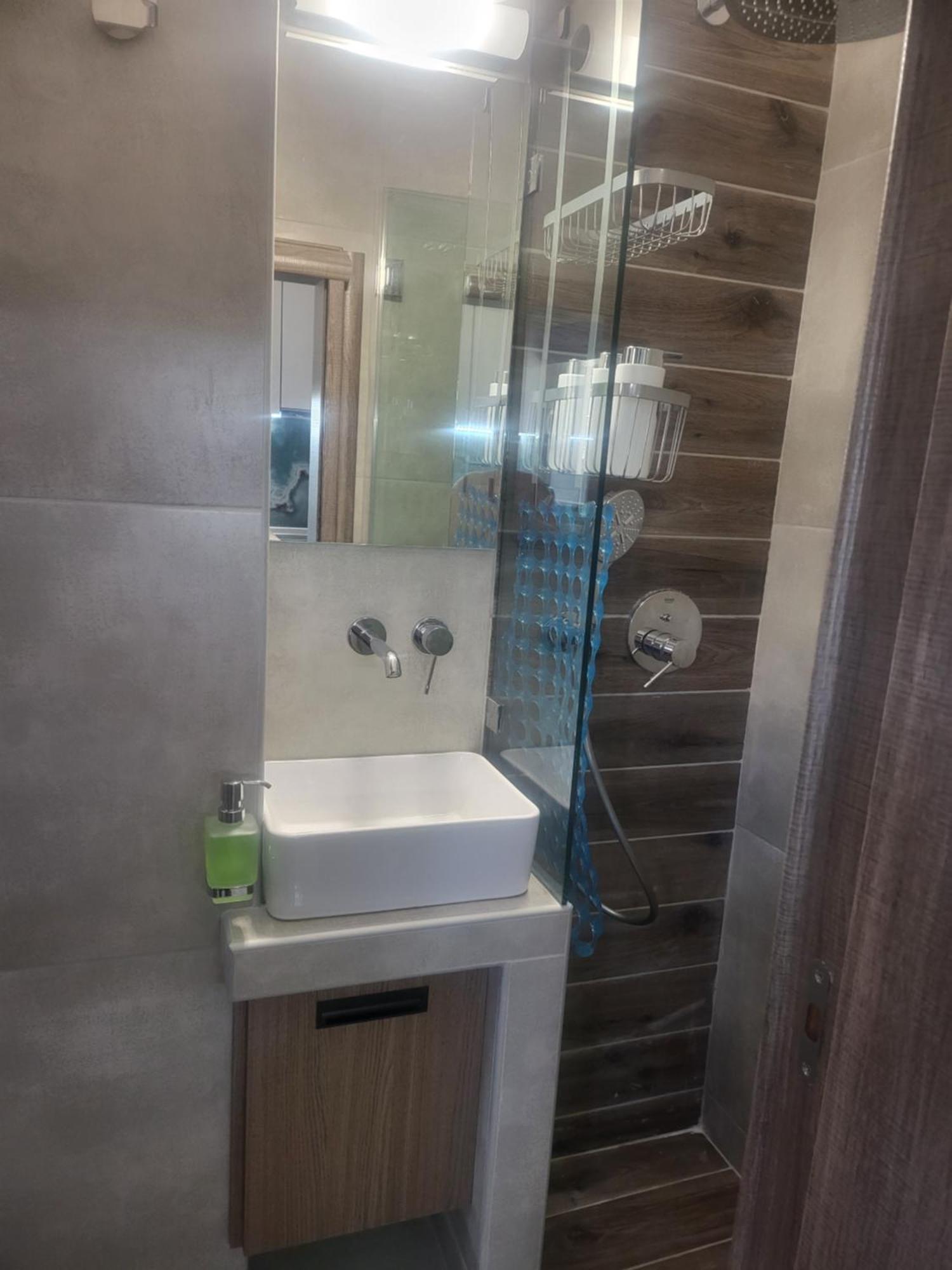 Bovis Apartments #2 Pórto Ráfti المظهر الخارجي الصورة